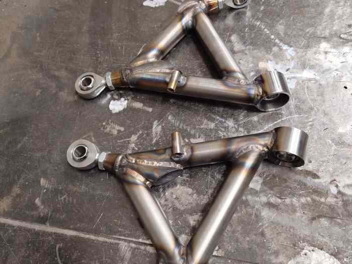 Triangle rotulé renforcé R5 GT Turbo – Neuf 