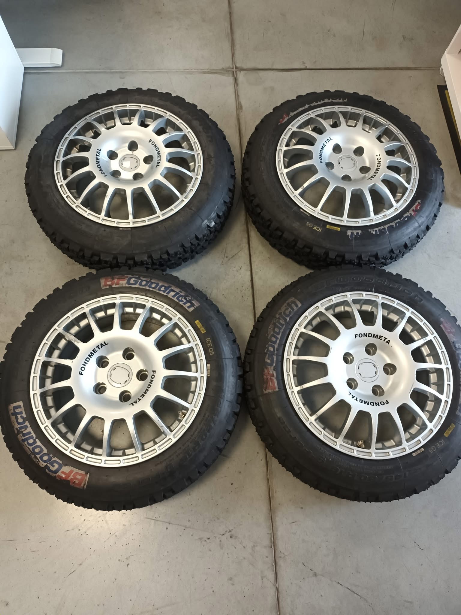 Pack pneus + jantes BFGoodrich ICE G5 / Evo Corse 16”